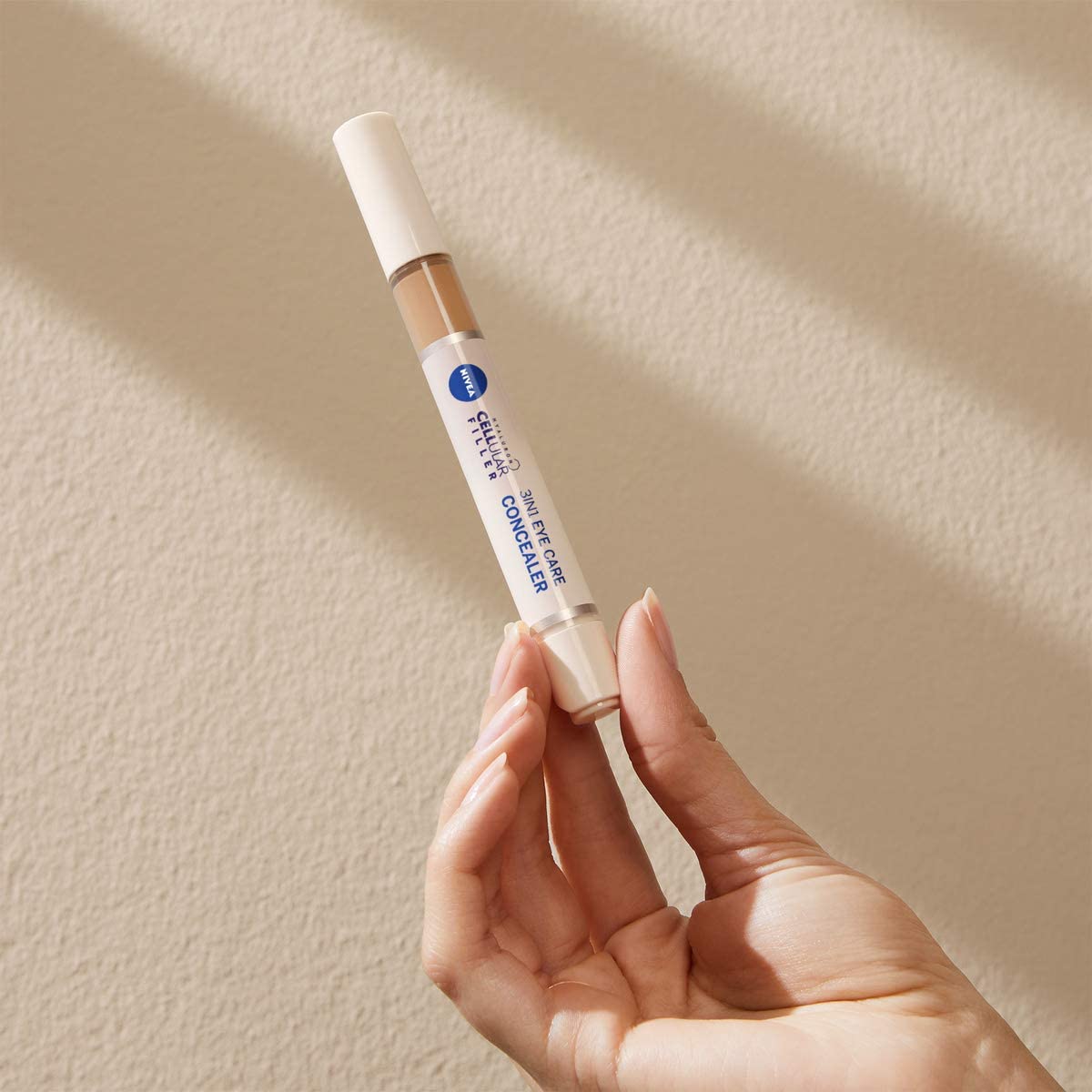 NIVEA - Cellular 3-in-1 Eye Care Concealer